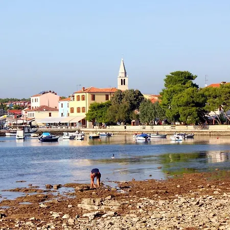 With Parking Space - 19494 * Fažana