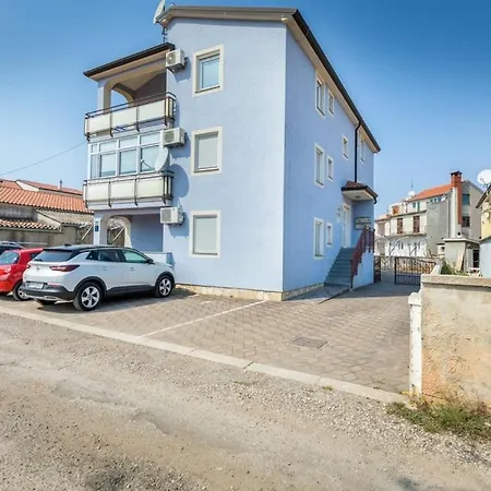 With A Parking Space - 19494 Apartamento